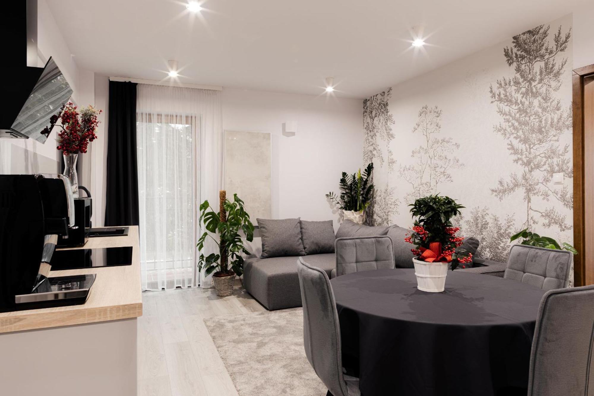 Royal Apartments & Spa Zakopane-Cyrhla — Zdjęcia 1